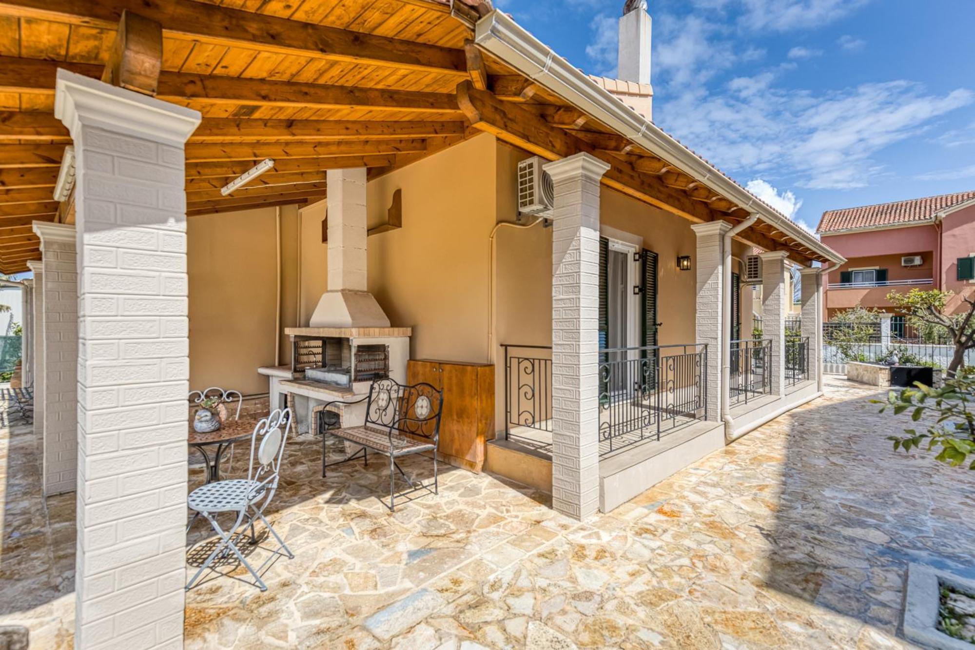 La Casa Di Eleni Villa Acharavi  Exteriör bild